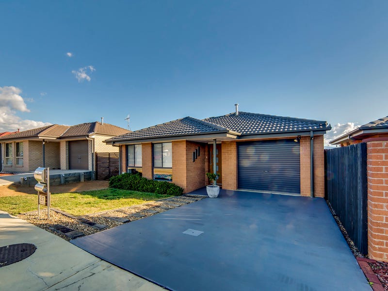 27 Audrey Cahn Street, MacGregor, ACT 2615 Property Details