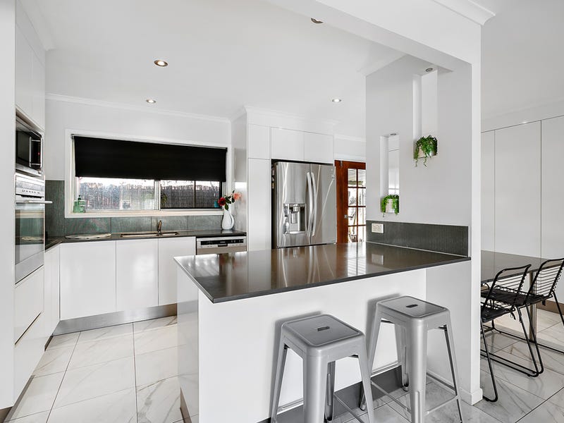 98 Beach Street, Cleveland, QLD 4163