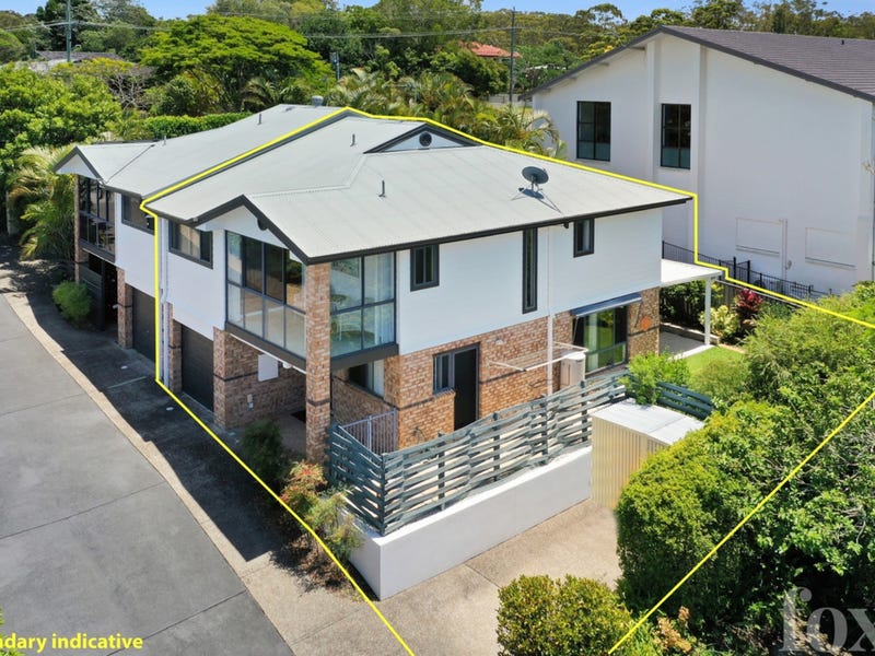 2/118 Ridgeway Avenue, Southport, Qld 4215 Property Details