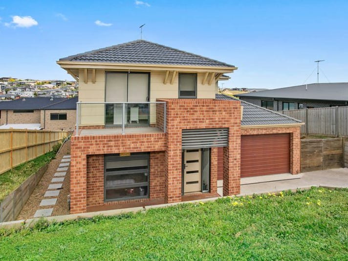 19 Stoneleigh Crescent, Highton, Vic 3216 Property Details
