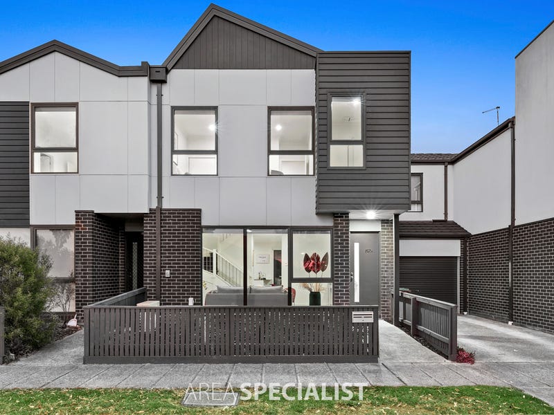 82A Hutchinson Drive, Lynbrook, Vic 3975 Property Details