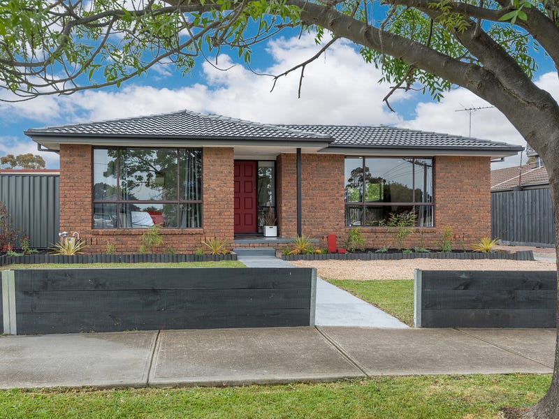 12 Medway Road, Craigieburn, Vic 3064 - Property Details