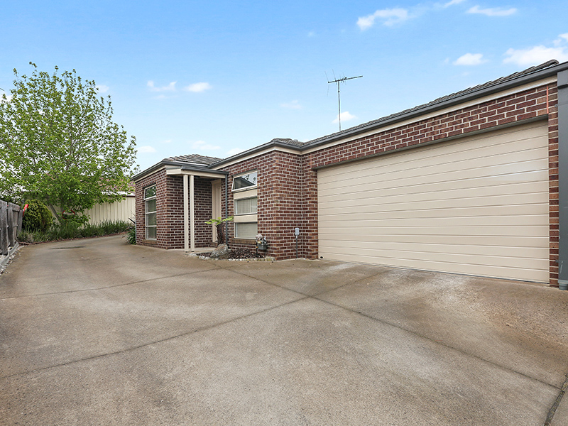 2/54 Torquay Road, Belmont, Vic 3216 Property Details