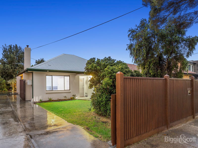 20 Maddox Road, Newport, VIC 3015