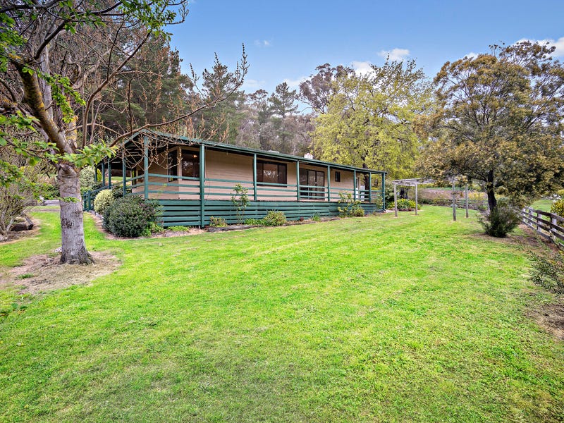 13 Second Street, Hepburn Springs, Vic 3461 House for Sale