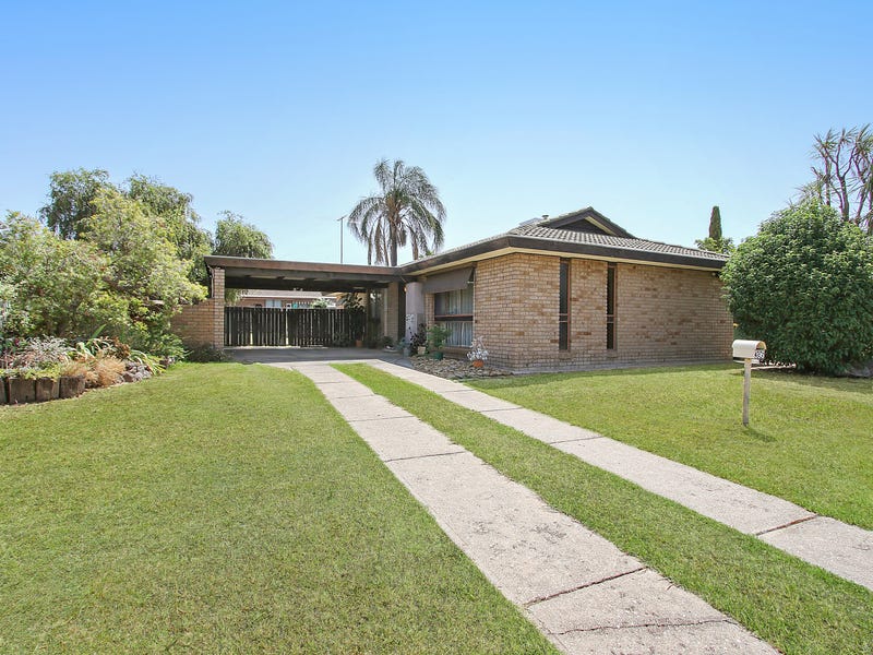 396 Elton Court, Lavington, NSW 2641