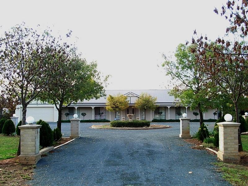 83 Fehring Lane, Echuca, Vic 3564 Property Details