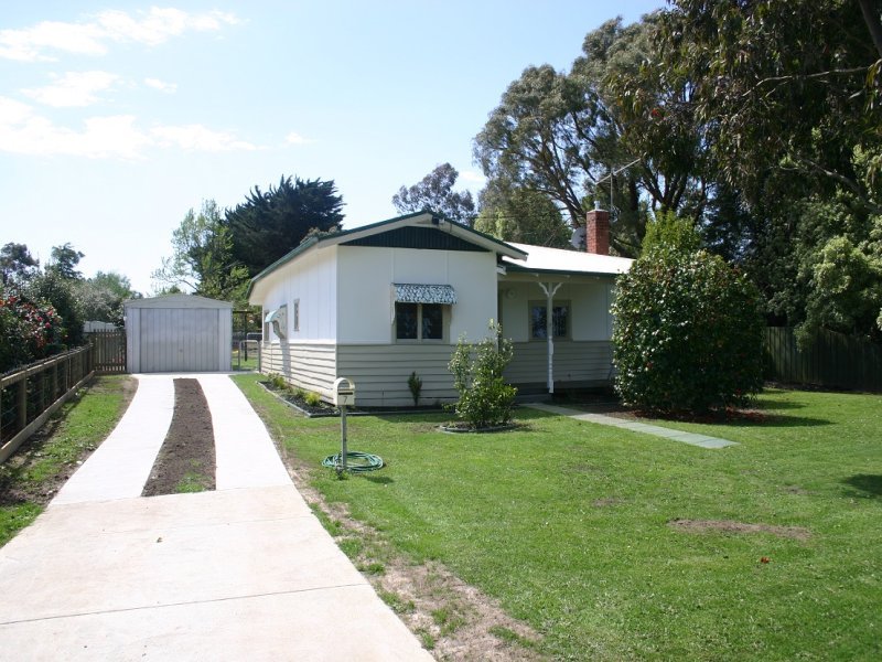 7 Railway Avenue,, Darnum, Vic 3822 Property Details