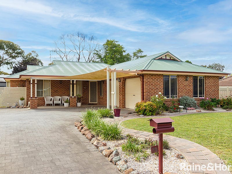 76 Cottonwood Drive, Eglinton, NSW 2795