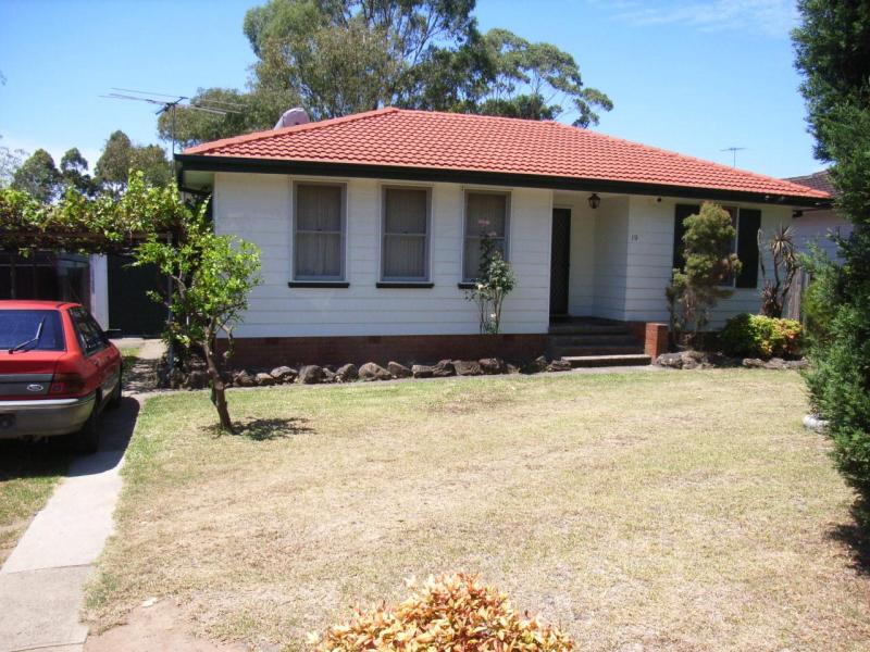 19 Lawrence Hargrave Road, Warwick Farm, NSW 2170