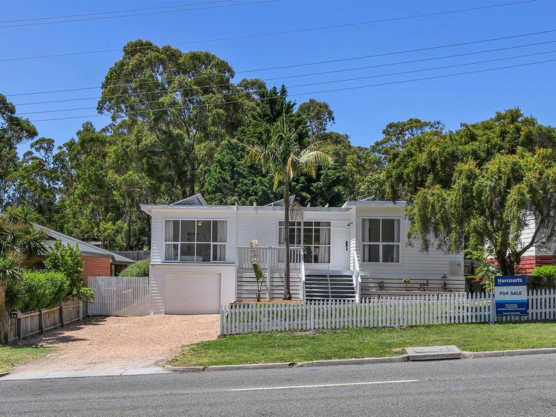 Houses for Sale in Lakes Entrance, VIC 3909