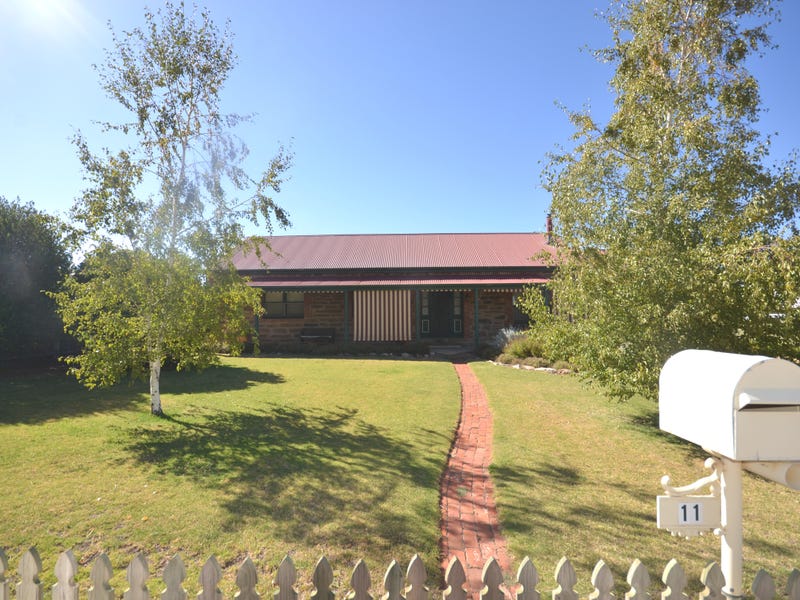 11 The Crescent, Burra, SA 5417 Property Details