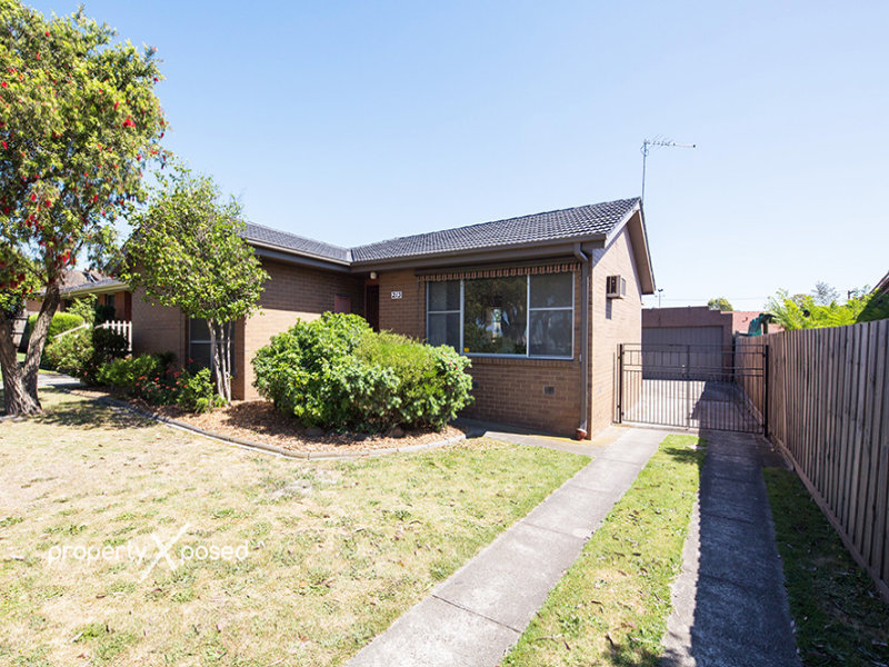 213 Cheltenham Road, Keysborough, Vic 3173 Property Details