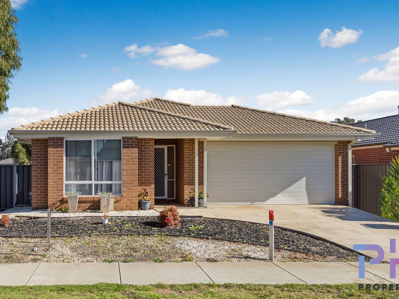 1 Pamela Avenue, Jackass Flat, Vic 3556