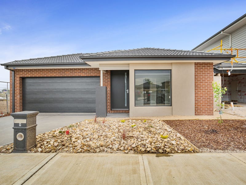 9 Weymouth Circuit, Donnybrook, VIC 3064