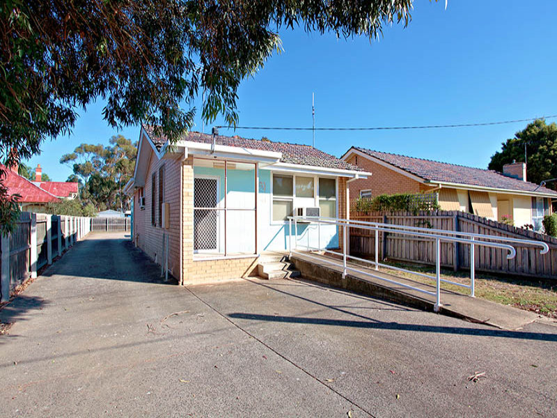6 Rennie Street, Lara, Vic 3212 Property Details