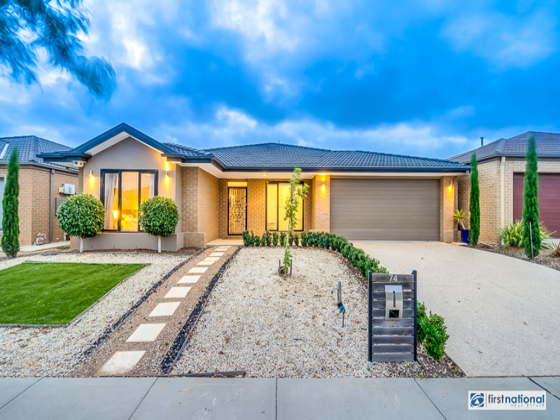 74 Alamanda Boulevard, Point Cook, VIC 3030