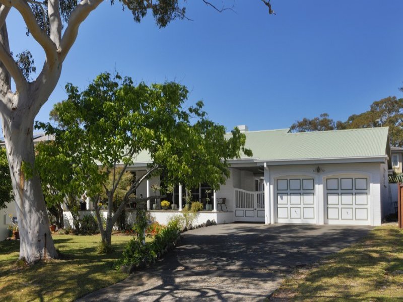 18 Binaville Avenue, Burraneer, NSW 2230 Property Details