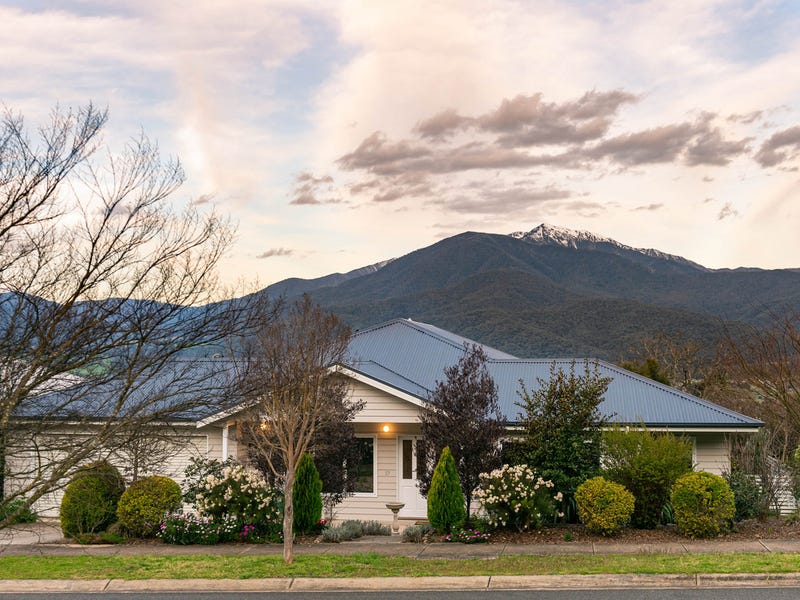 17 Fiddleback Drive, Tawonga South, VIC 3698