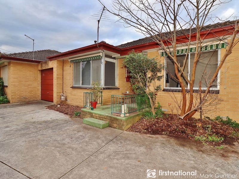 2/10 Elamo Road, Healesville, Vic 3777 Property Details