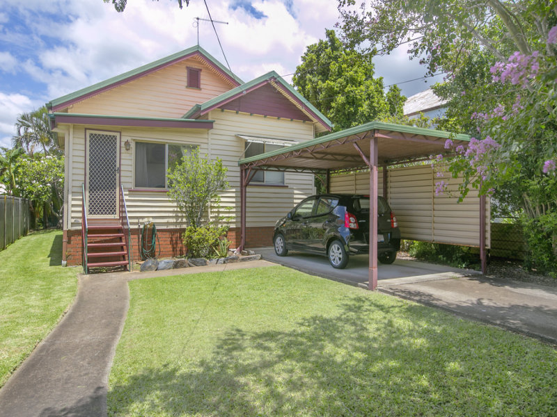 32 Violet Street, Wynnum, Qld 4178 Property Details