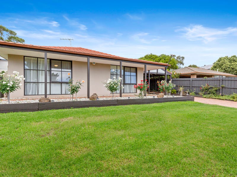 16 Padua Drive, Mornington, Vic 3931 Property Details