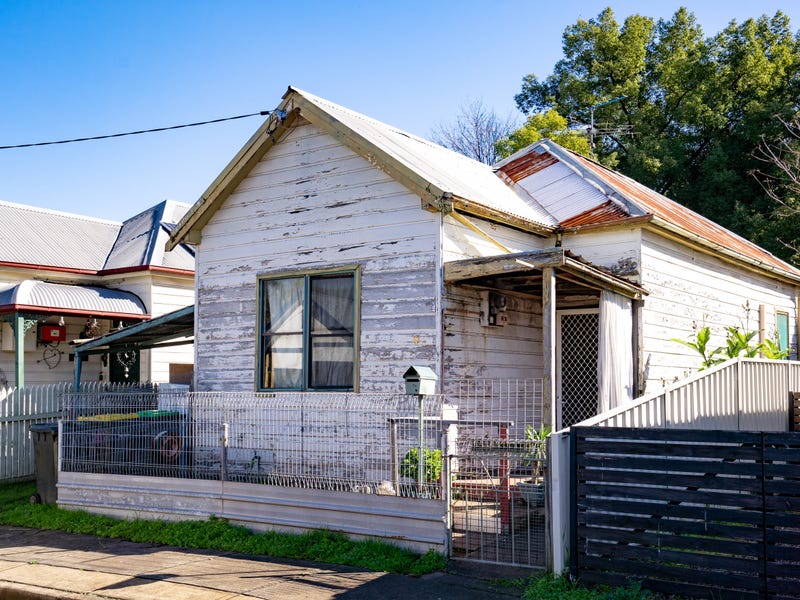 52 Charles Street Maitland Nsw 2320 Realestate Com Au