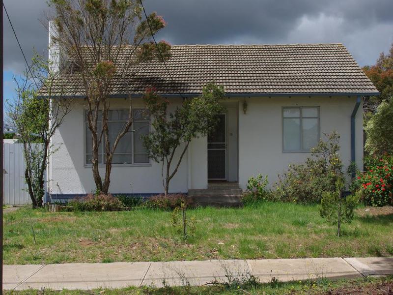 1/1 Armstrong Street, Laverton, Vic 3028 Property Details