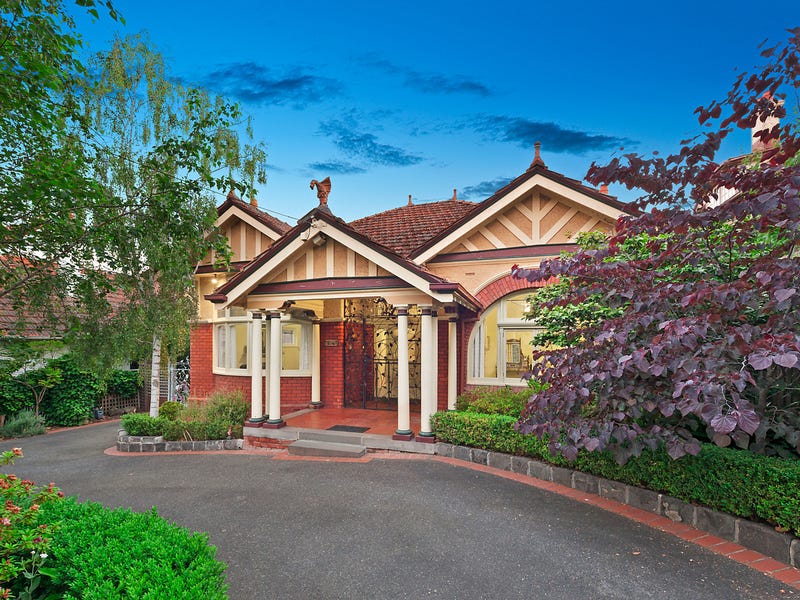 140 Canterbury Road, Canterbury, Vic 3126 Property Details