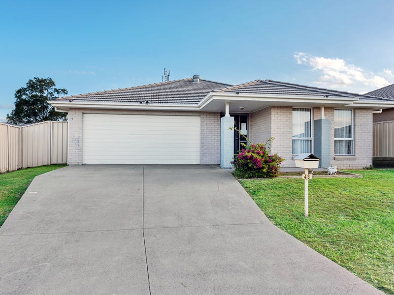 43 Sapphire Drive, Rutherford, NSW 2320 Property Details