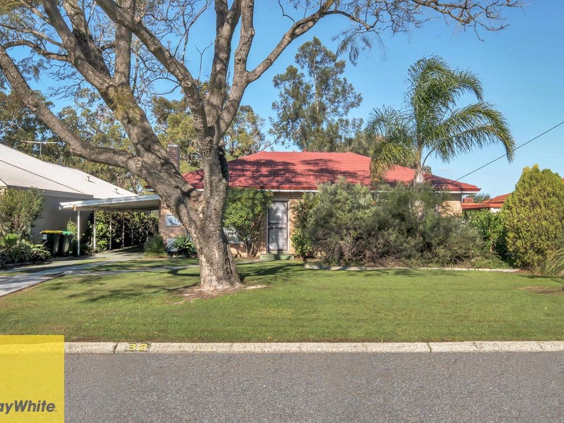 32 Street, Dianella, WA 6059 Property Details