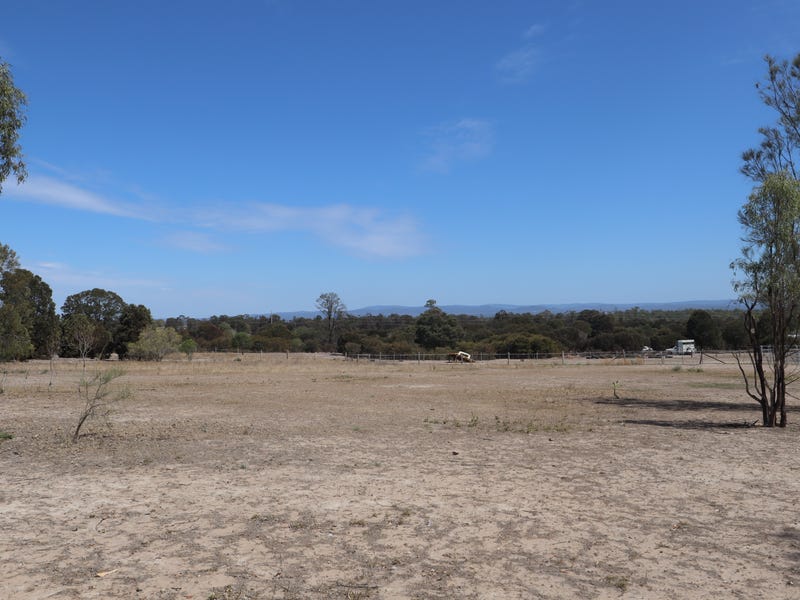 18 Redwood Drive, Brightview, QLD 4311