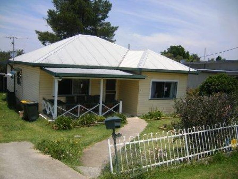 32 Froude Street, Inverell, NSW 2360