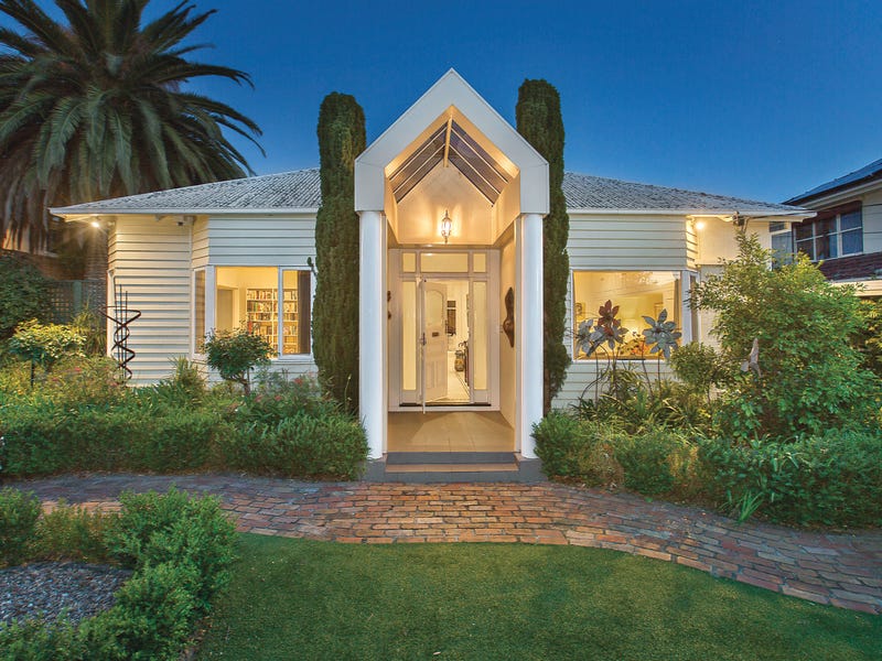 70 Roslyn Street, Brighton, VIC 3186