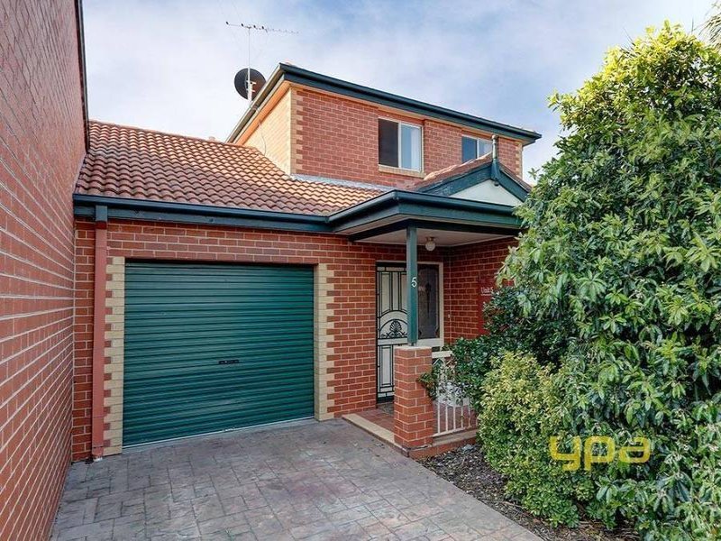 5/24 Barrymore Road, Greenvale, VIC 3059