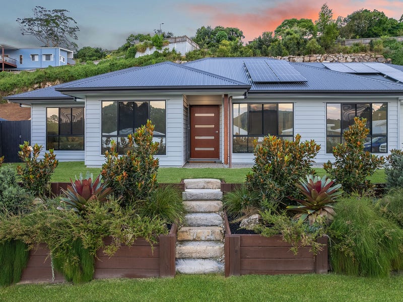 11 Avenue, Nambour, QLD 4560