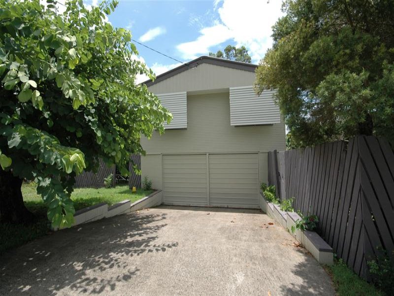 15 Edenvale Street, Oxley, Qld 4075 Property Details