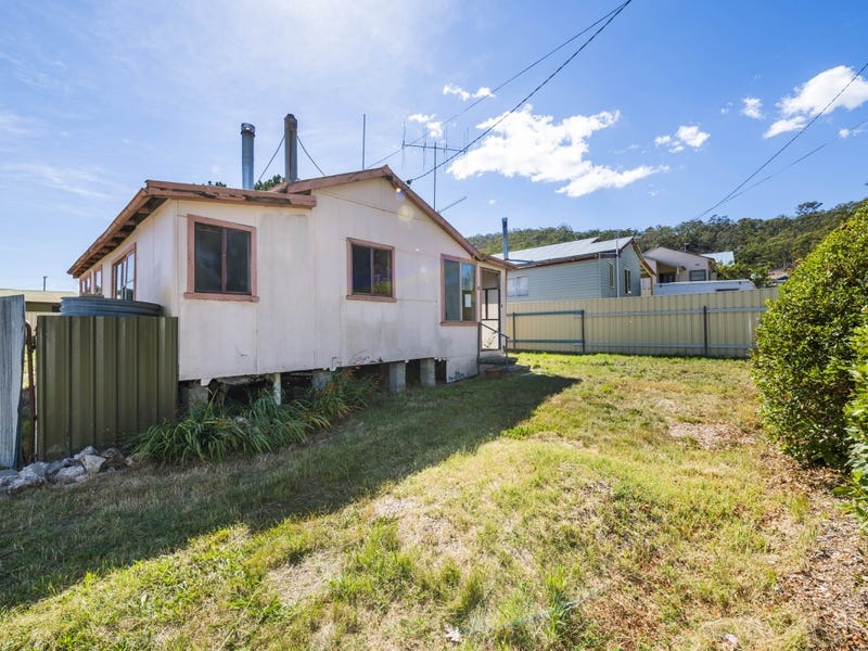 5 Wattle Avenue, Captains Flat, NSW 2623 5 Wattle Avenue, Captains Flat, NSW 2623