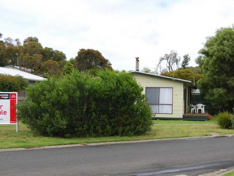 17 Anglers Road, Cape Paterson, VIC 3995