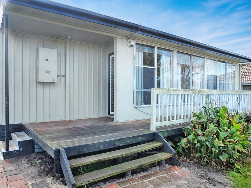84 Carpenter Street, Lakes Entrance, VIC 3909