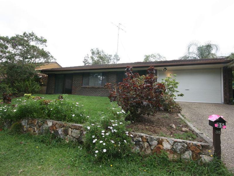 35 Meadowbank Street, Carindale, QLD 4152