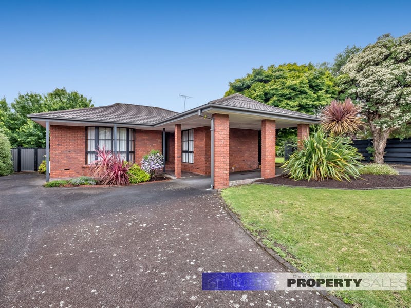 5 Phelps Court, Newborough, VIC 3825