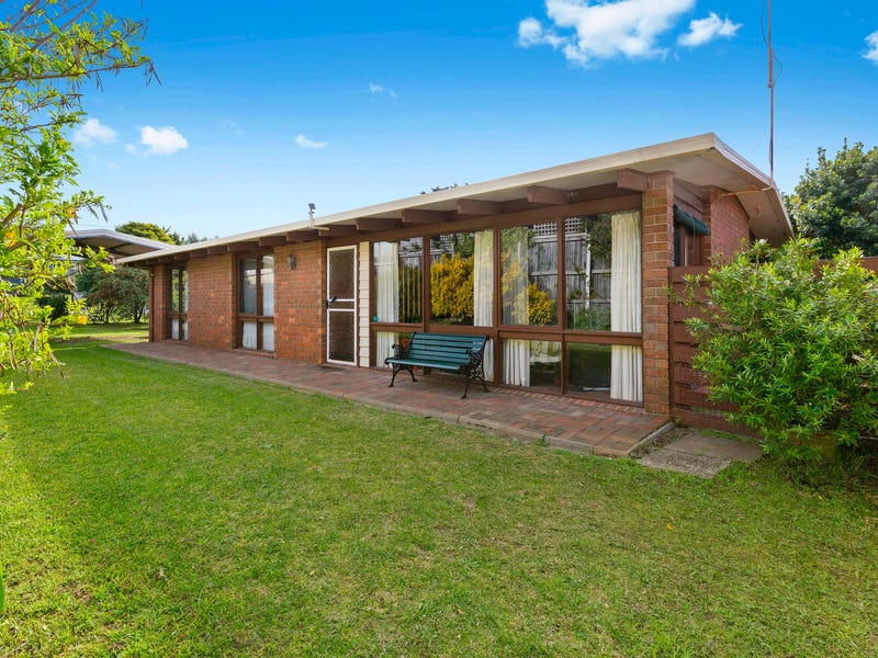 8 Kay Street, Blairgowrie, VIC 3942