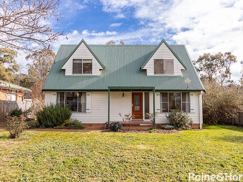 13 Rockley Street, Perthville, NSW 2795