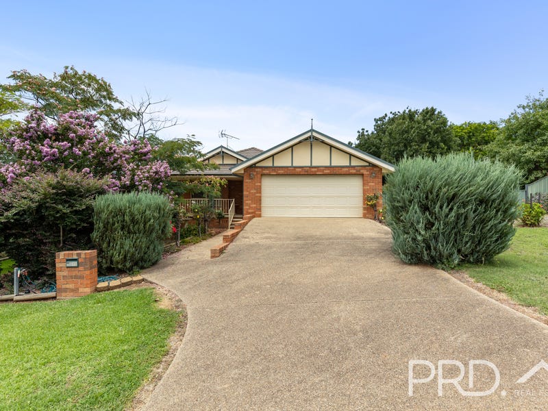 13 Lawson Drive, Gundagai, NSW 2722 House for Sale
