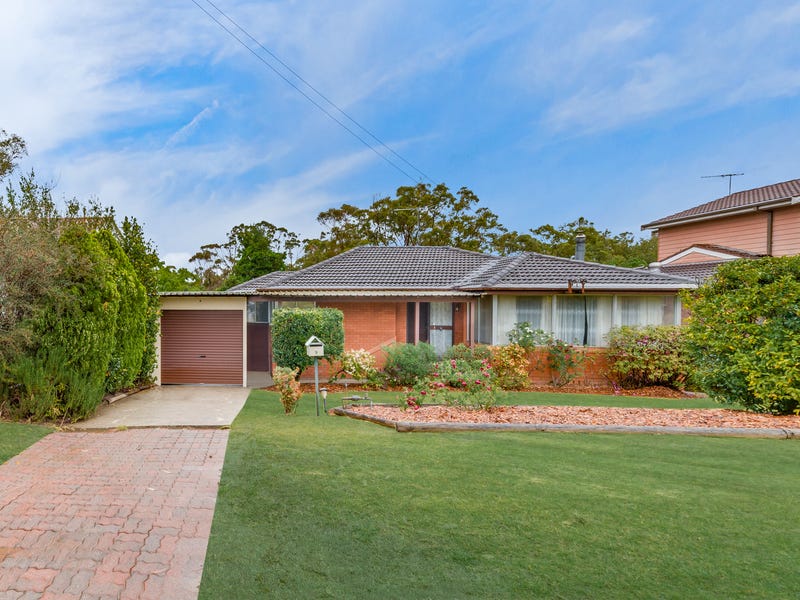 9 Edna Avenue, Springwood, NSW 2777 Property Details