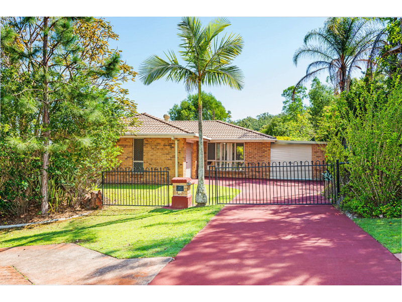 17 Universal St, Oxenford, Qld 4210 Property Details