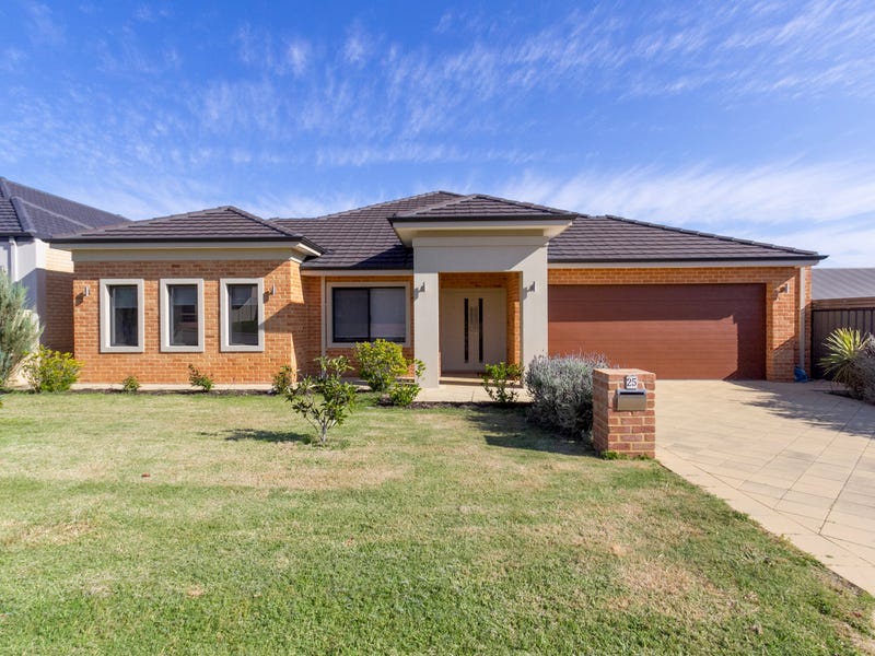 25 Brittain Avenue, Madeley, WA 6065