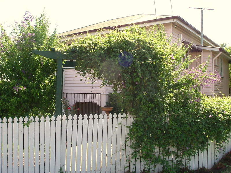 881 Oxley Road, Oxley, Qld 4075