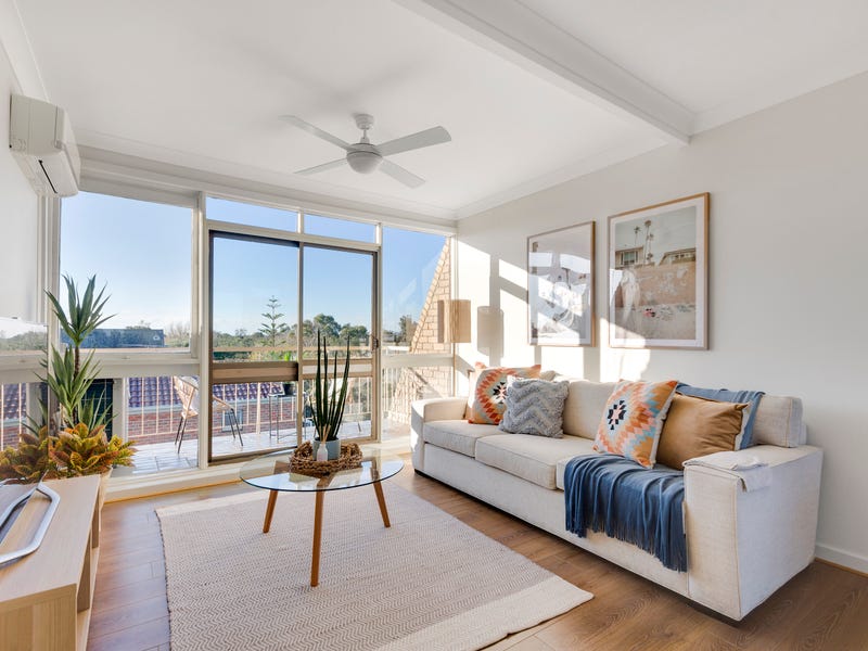 12/275 Nepean Highway, Seaford, Vic 3198 Property Details